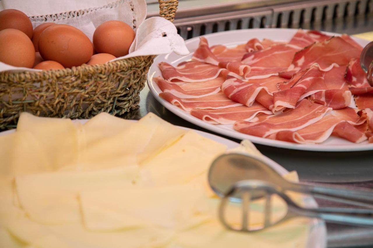 Albergo Conca Verde Fiera Di Primiero Esterno foto