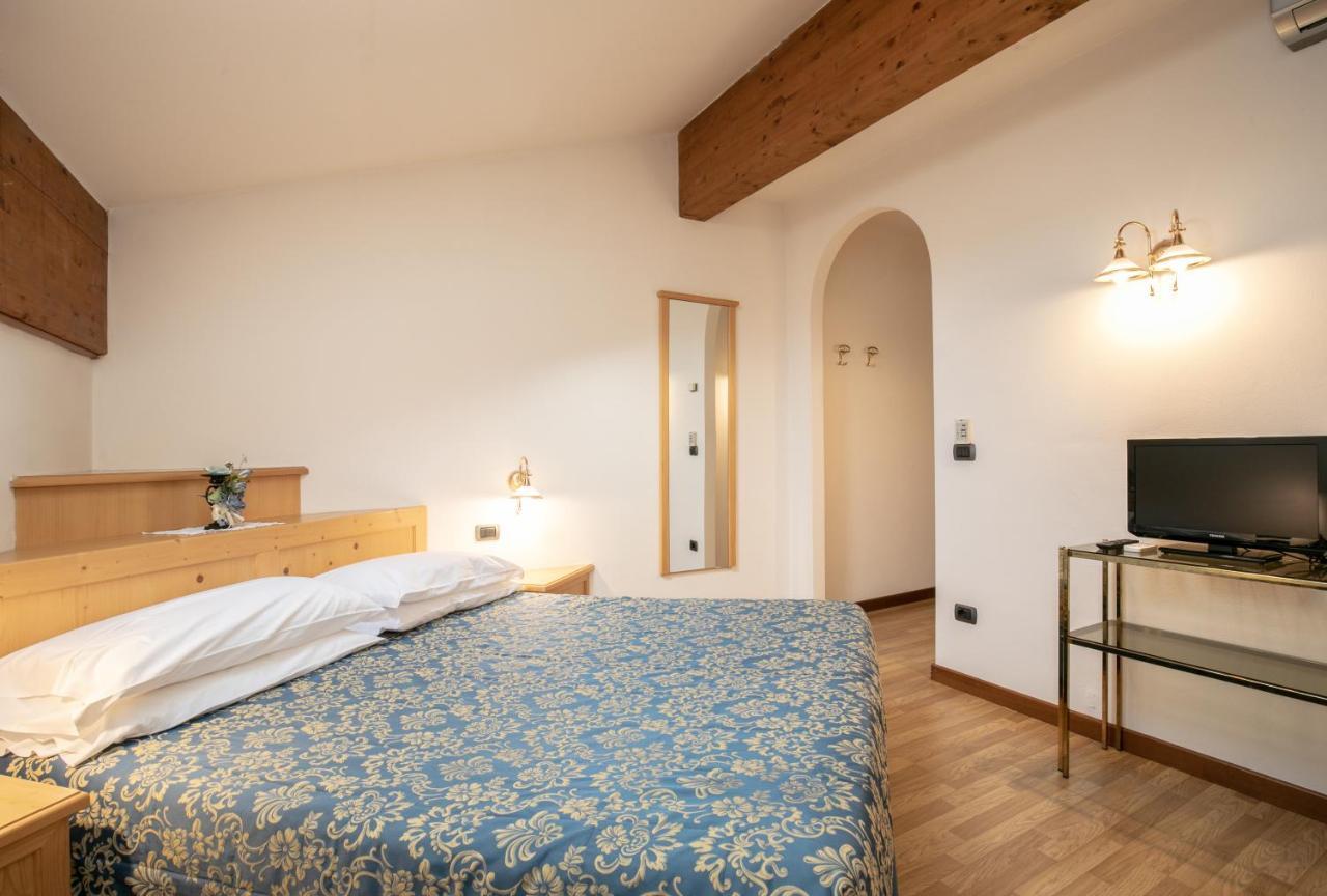 Albergo Conca Verde Fiera Di Primiero Esterno foto