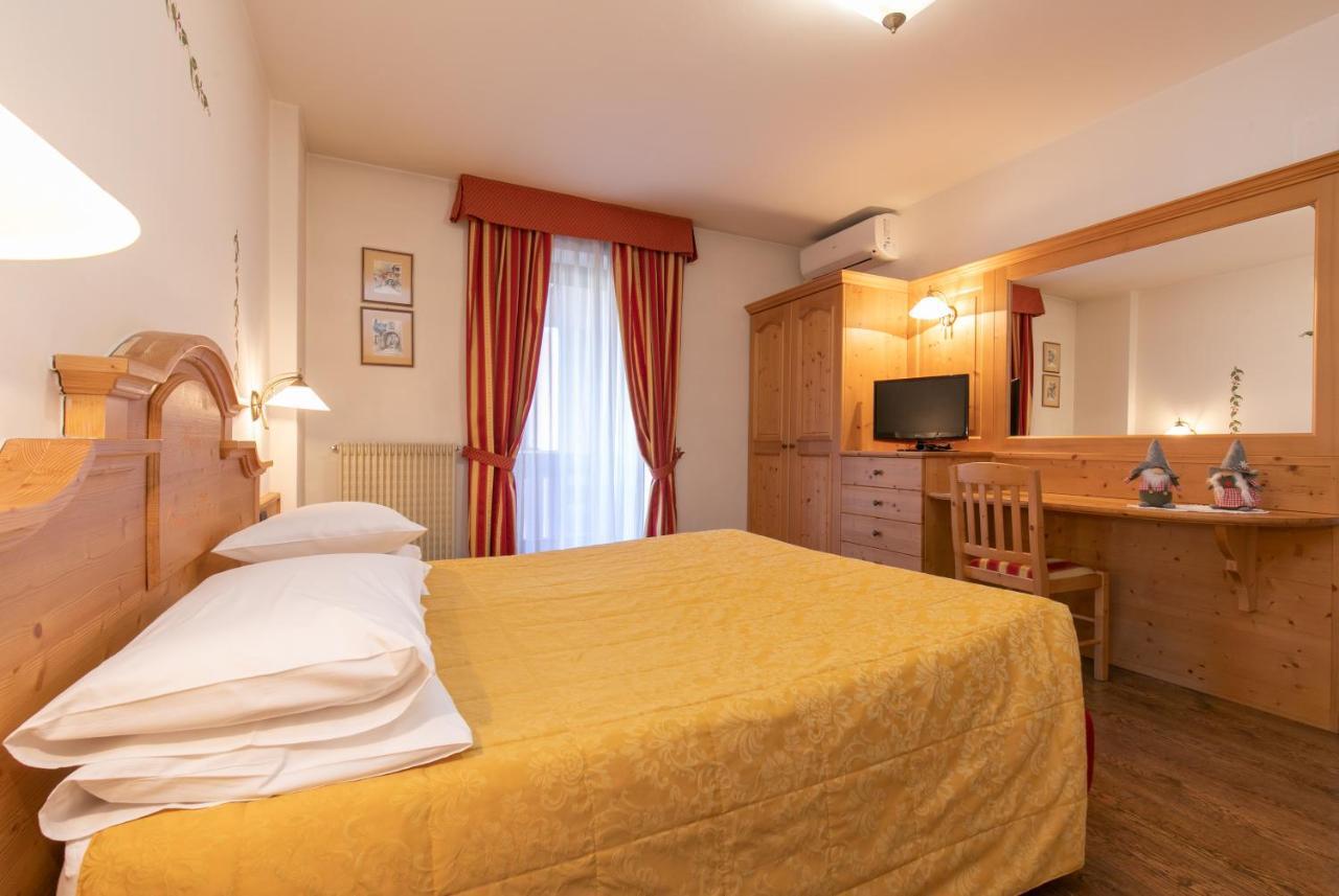 Albergo Conca Verde Fiera Di Primiero Esterno foto