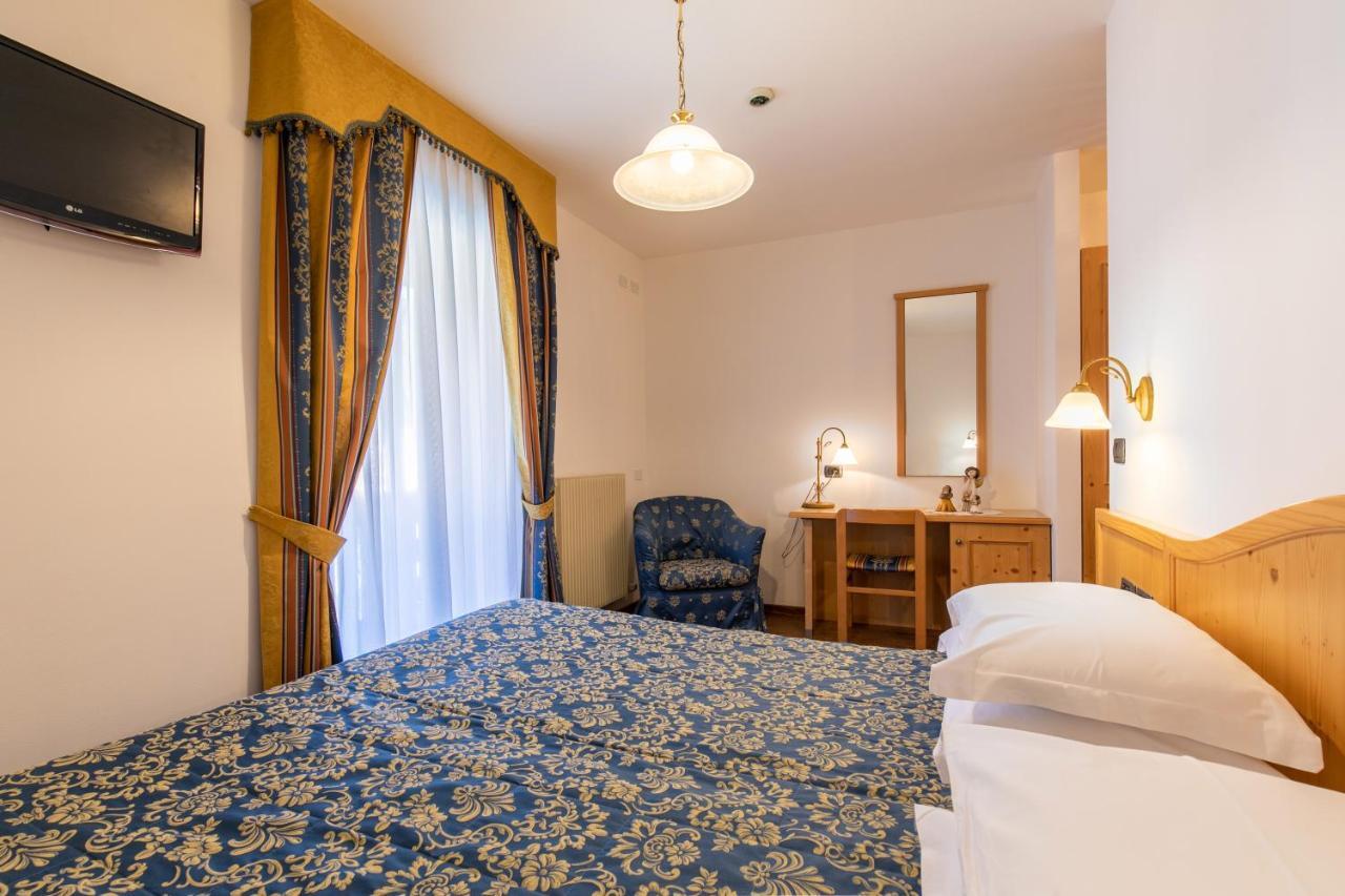 Albergo Conca Verde Fiera Di Primiero Esterno foto