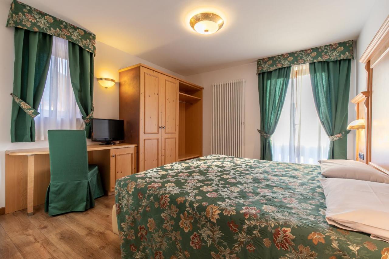 Albergo Conca Verde Fiera Di Primiero Esterno foto