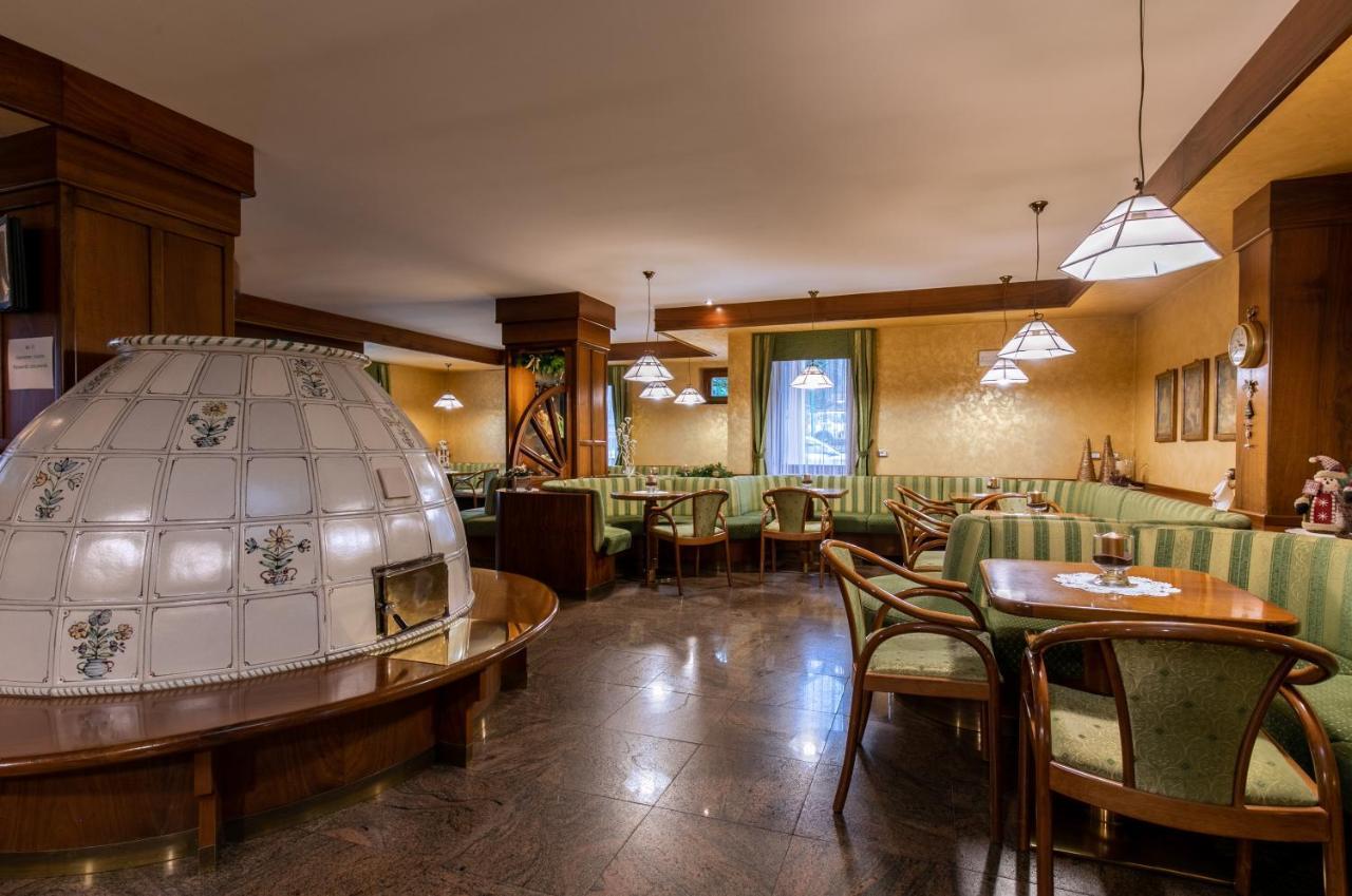 Albergo Conca Verde Fiera Di Primiero Esterno foto