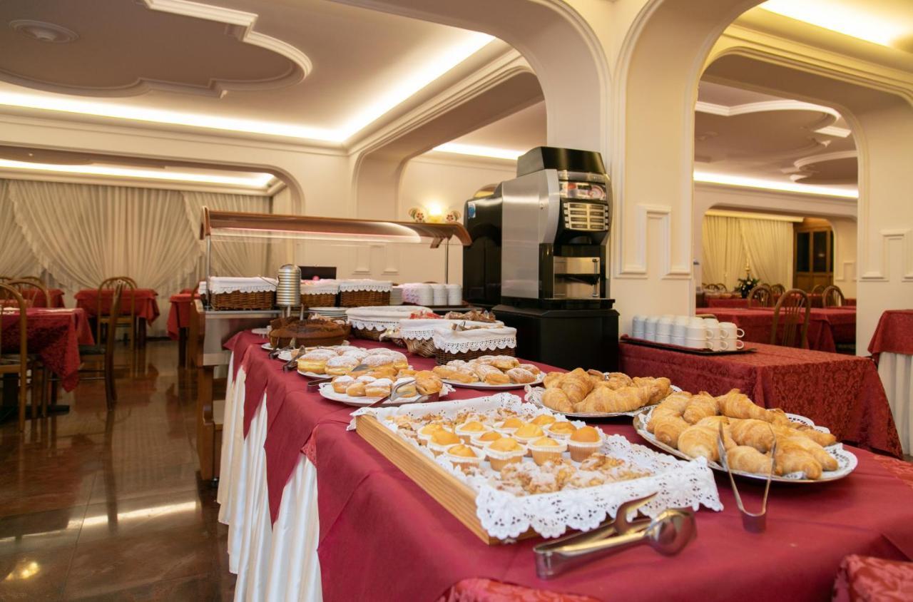 Albergo Conca Verde Fiera Di Primiero Esterno foto